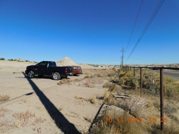 1851 N 1st St, Bloomfield, NM 87413